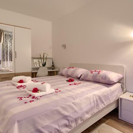 Apartment Castle Pula Luaran gambar