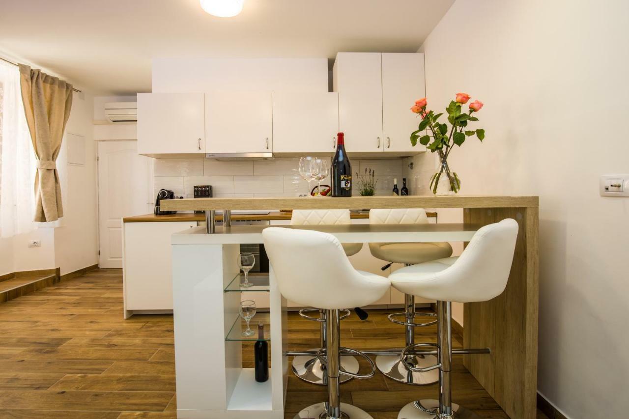 Apartment Castle Pula Luaran gambar